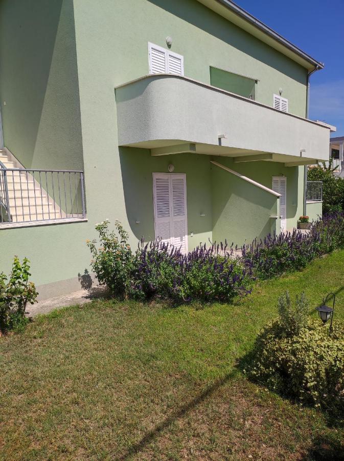Kaštela Apartments Valeria מראה חיצוני תמונה