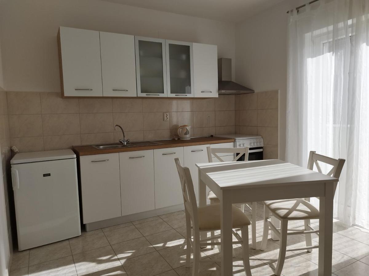 Kaštela Apartments Valeria מראה חיצוני תמונה