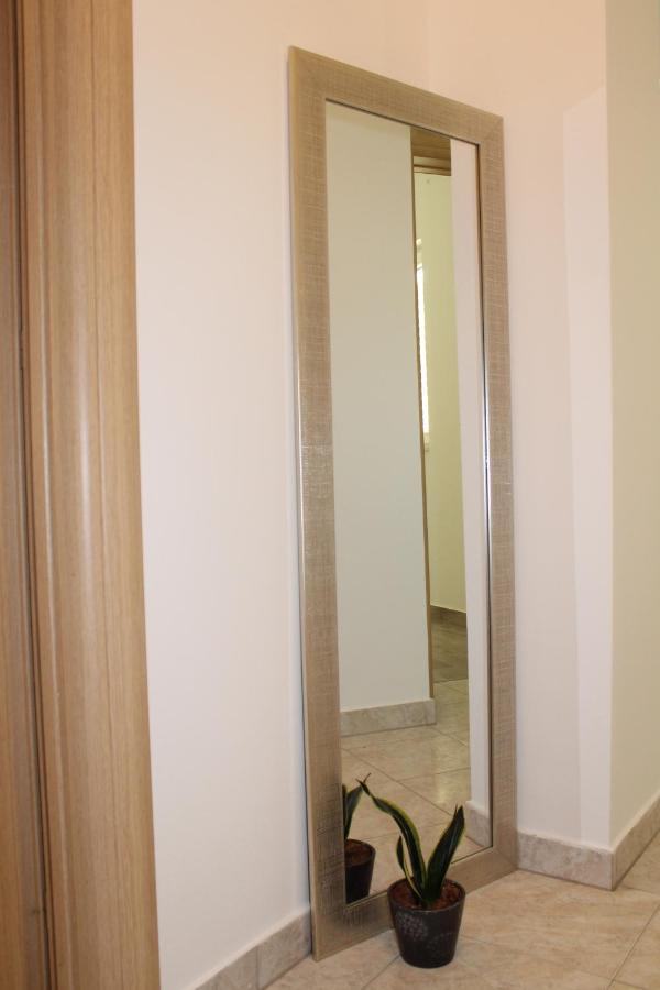 Kaštela Apartments Valeria מראה חיצוני תמונה