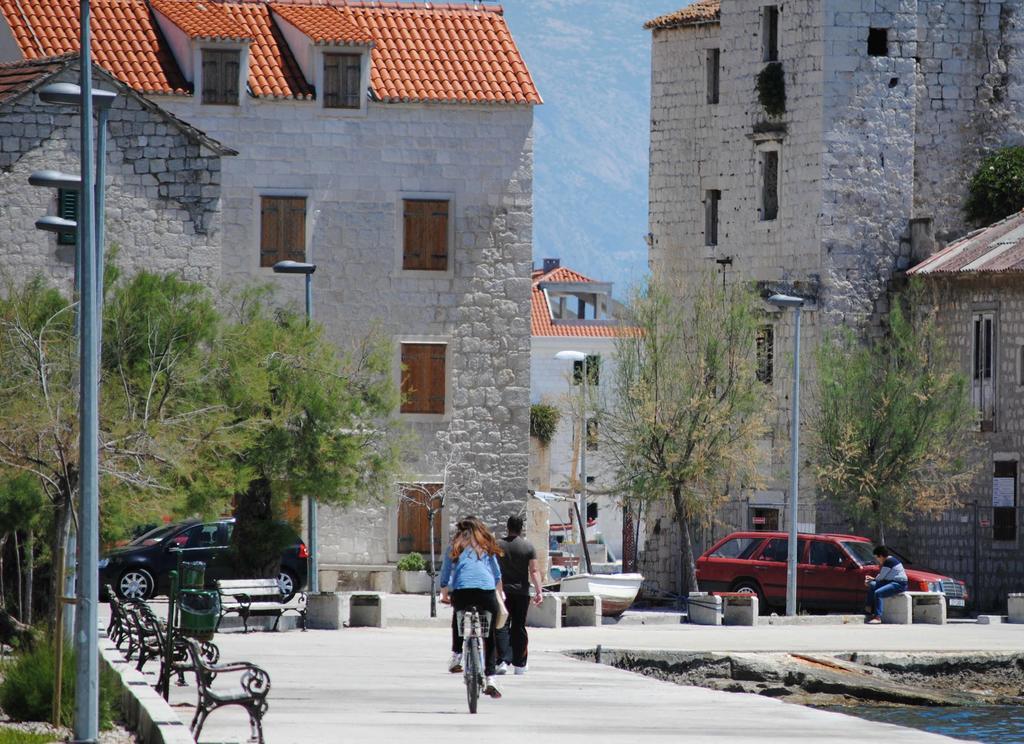 Kaštela Apartments Valeria מראה חיצוני תמונה
