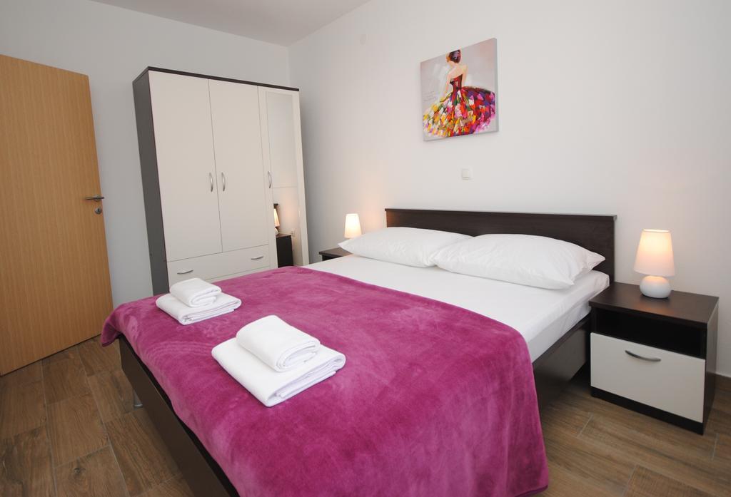 Kaštela Apartments Valeria מראה חיצוני תמונה